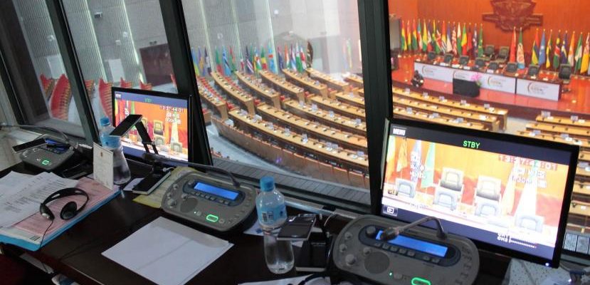 Razones para utilizar traducción simultánea en conferencias